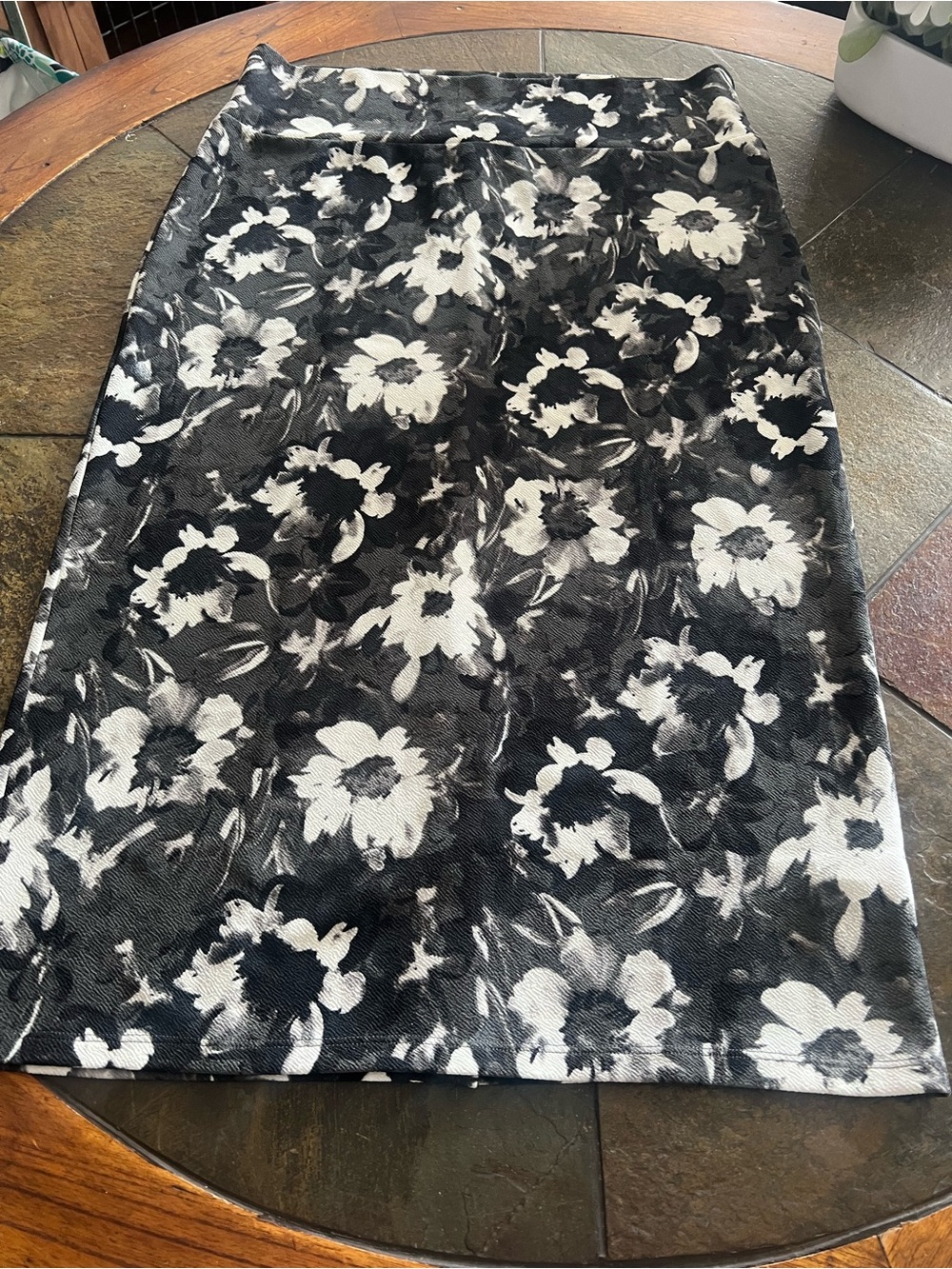 Lularoe IVY Pencil skirt NWT